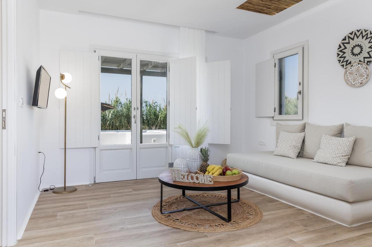 Arsenis Luxury Villas Plaka  Ngoại thất bức ảnh